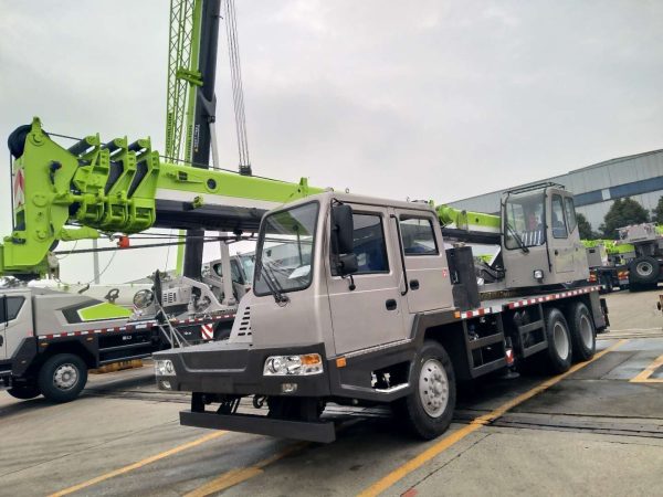 12 tonelada 36 guindaste de caminhão medidor QY12D451 guindaste de equipamento de elevação guindaste de caminhão com preço de fábrica na Argélia - Imagem 2