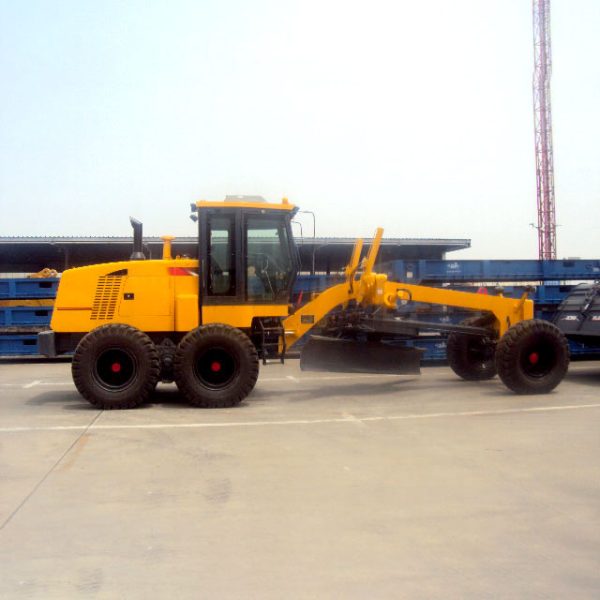 170ماكينة الطرق HP Motor Grader GR165 بسعر جيد في المخزون - صورة 2