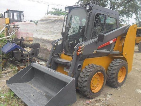 2.7 tonne Mini chargeuse compacte CDM307 - Image 3