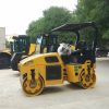 3 Ton Lutong Road Roller LTC203 with Dual Steel Wheels and 1250mm Vibration Width for Maximum Efficiency - Image 2