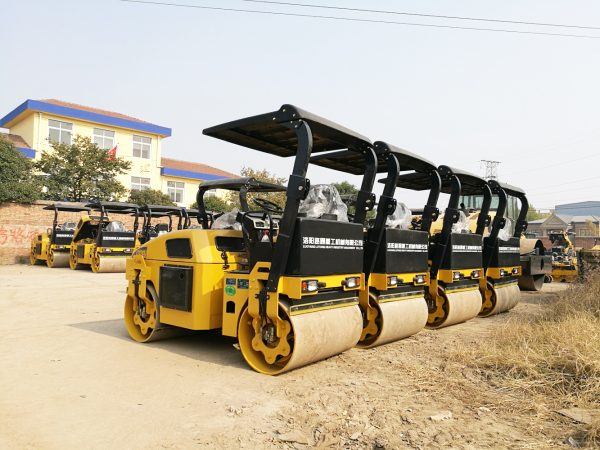 4 Rolo compactador vibratório de tambor duplo hidráulico Ton LTC204 para venda - Imagem 5