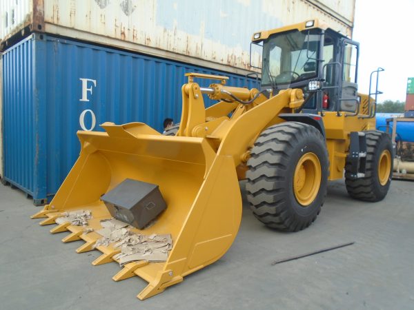 5ر 4 اللودر ذو الدفع الأمامي XG955H ZL50GN/LW500KN/LW500FN للبيع - صورة 2