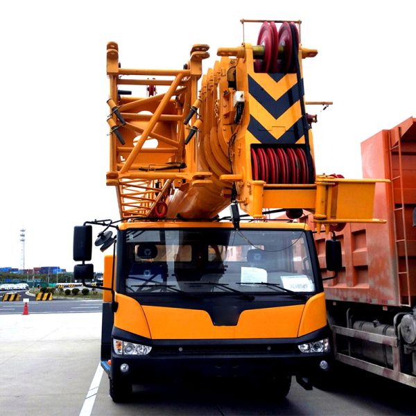 60t Caminhão Guindaste Móvel XCT60L5 Grande Caminhão Guindaste Lança de 5 Seções - Imagem 6