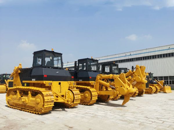 Preço competitivo Shantui Bulldozer SD32 Crawler Bulldozer 320HP com peças sobressalentes em estoque - Imagem 2