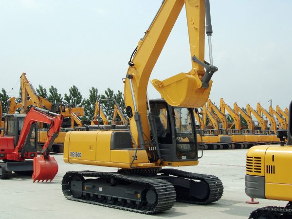 Pelle sur chenilles XE150U 15 tonnes avec godet 0,61 m3 90 kW en promotion - Image 3