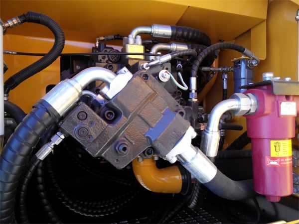 Máquina de perfuração rotativa móvel hidráulica de boa qualidade SR220C - Imagem 5