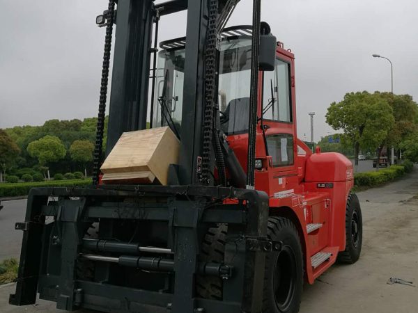 Heavy Forklift Truck Heli 15Ton/16 ton Diesel Forklift CPCD150 CPCD160 - Image 5