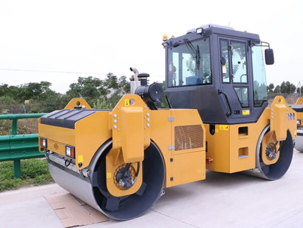Rouleau vibrant de compacteur de route à efficacité opérationnelle élevée XD102 - Image 3