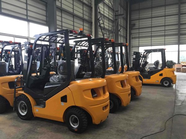 Motor japonês XCB-D35 Empilhadeira diesel 3.5T Preço do empilhador de elevação de caminhão - Imagem 6
