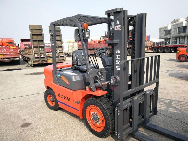DESEJO 4 Empilhadeira diesel CPCD40 LG40DT FD38T com altura de levantamento de 3M para venda - Imagem 5