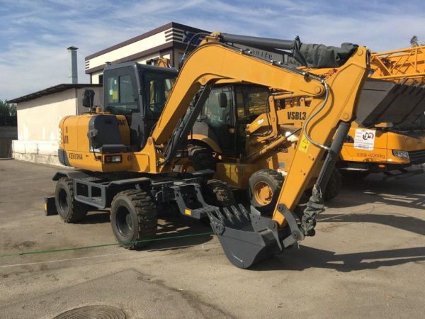Satışta XE75WG 7 Kırıcı Hatlı ve Tam Aksesuar Paketli Ton Tekerlekli Ekskavatör - Resim 5