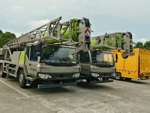 Guindaste todo terreno para caminhão móvel QY25V 16T - Imagem 3