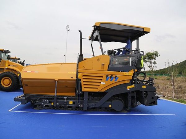 Máquina pavimentadora de concreto asfáltico para estrada RP753 140KW - Imagem 3