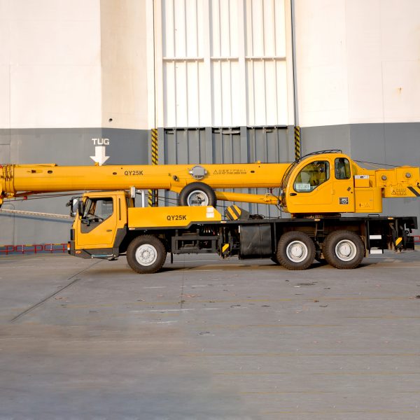 25Ton QY25K5-I Truck Crane for sale - Imagem 6