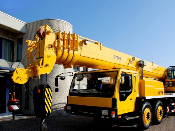 Factory Crane Truck QY70K-I 70 Ton Mobile Truck Crane with Good Price - Image 4
