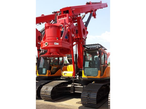 SR150 55m Hydraulic Rotary Drill Rig Machine - Image 3