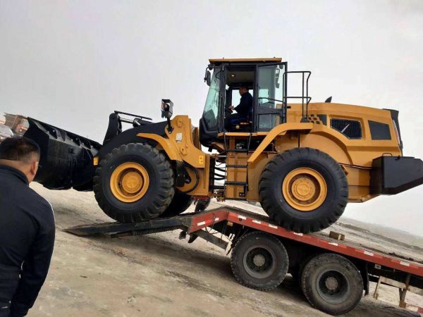 الجرافة ذات العجلات الأمامية SYL956H - صورة 4