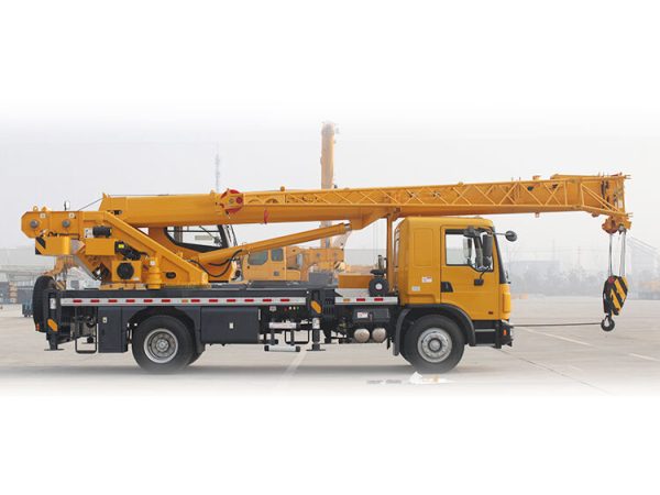 Novo caminhão guindaste montado XCT12 12T - Imagem 3