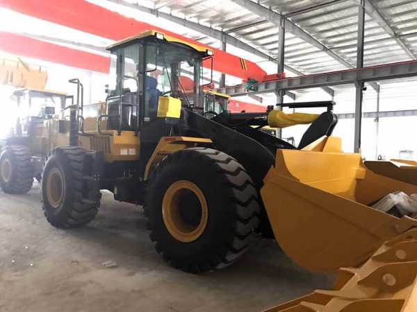 الجرافة ذات العجلات المجرفة ZL50GN 5ton متوفرة في المخزون - صورة 5